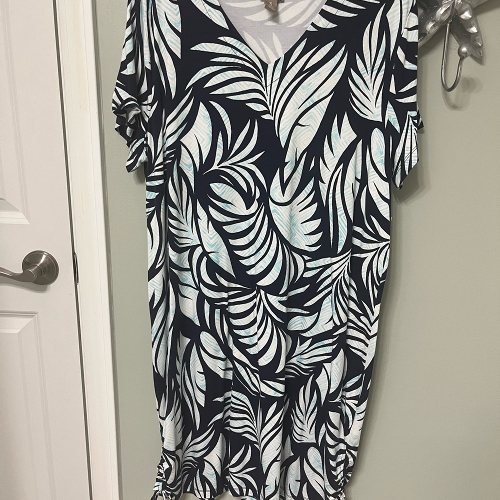 Chico's Navy, White & Light Blue Palm-Print V-Neck Coverup Dress